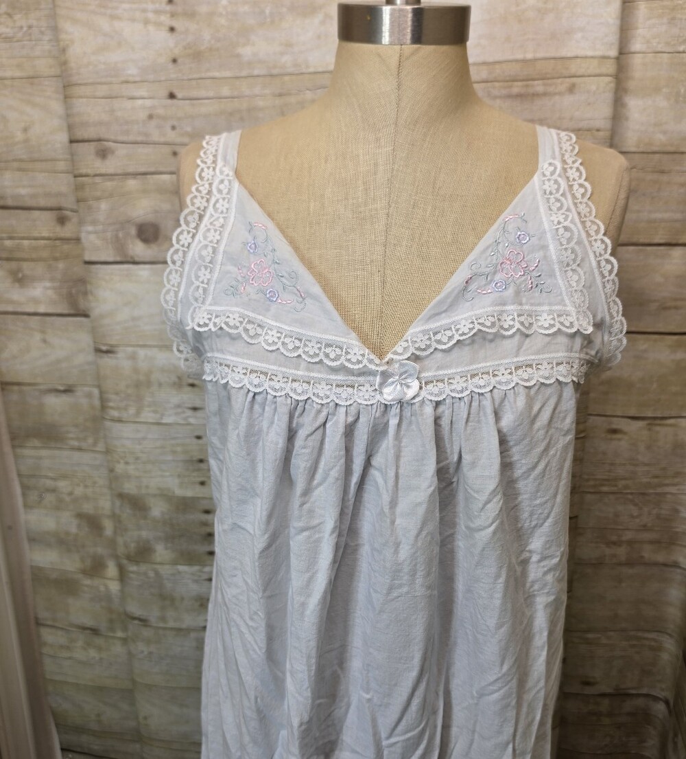 Women's White Lace-Trim Nightgown with Pink Embroidery